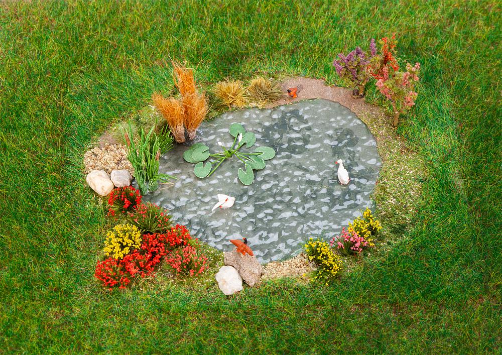 Plastikbausatz Diorama Ziergarten mit Gartenteich